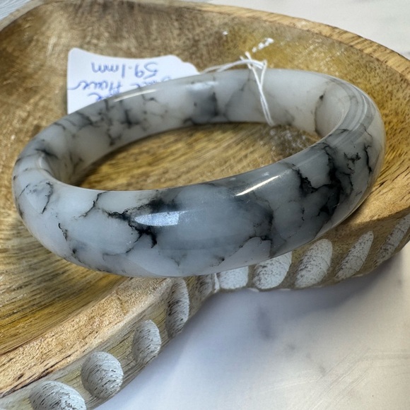 Jewelry - Hetian Jade Black Flower Bangle - 59.1mm